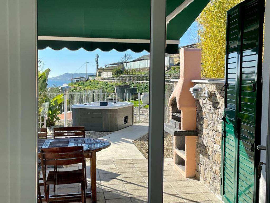 Villetta Sole Mare Santo Stefano al Mare Eksteriør billede