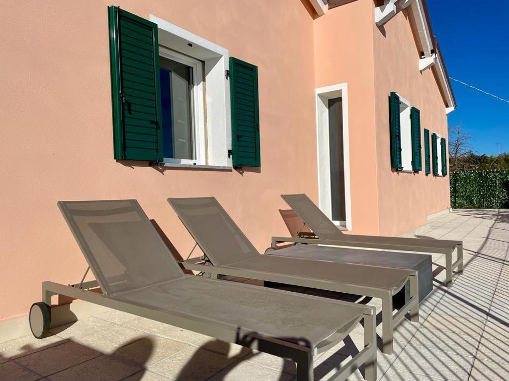 Villetta Sole Mare Santo Stefano al Mare Eksteriør billede
